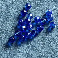 18 Glasschliff-Perlen