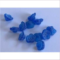 12  Glasperlen Blumen mattblau