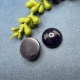 2 Mineral-Cabochon Capuchon schwarz