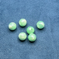 6 Acrylperlen 10mm grün