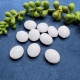 10 ovale Acrylperlen Facettenperlen weiß