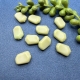 10 Acrylperlen kantige Drops mattgrün Mix
