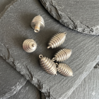 1 Schraubverschluss oval mit Rillen 14x9mm