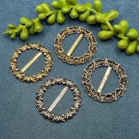 1 Dirndl-Schürzen-Schieber Pressung altgold