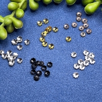 100 Perlkappen gewölbte Platten mit Loch 3,8mm...