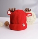 1 Kinder-Wintermütze mit Rentierhörnern rot
