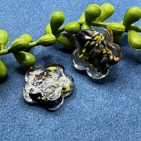 1 Glasperle Blumenform