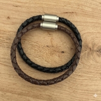 1 Armband 1-reihig mit Magnet 20cm schwarz